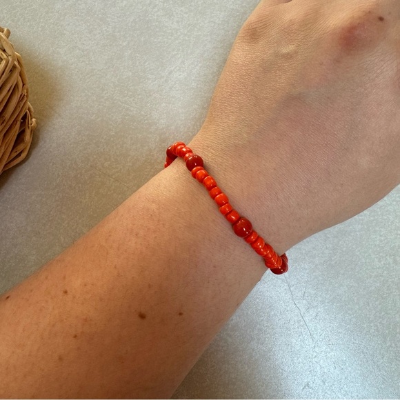 Orange Lover Glass Seed Bead Bracelet With Gold Clasp 7 inches - Picture 5 of 7